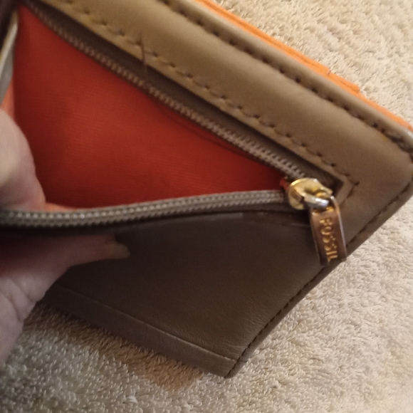 Fossil card case orange and green polka dots - Picture 3 of 5